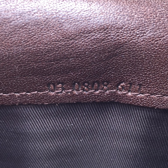 Authentic Gucci Leather Wallet - Picture 8 of 8